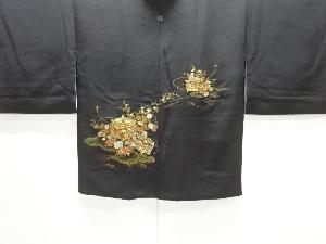 糸巻に菊牡丹模様織り出し一つ紋絵羽織